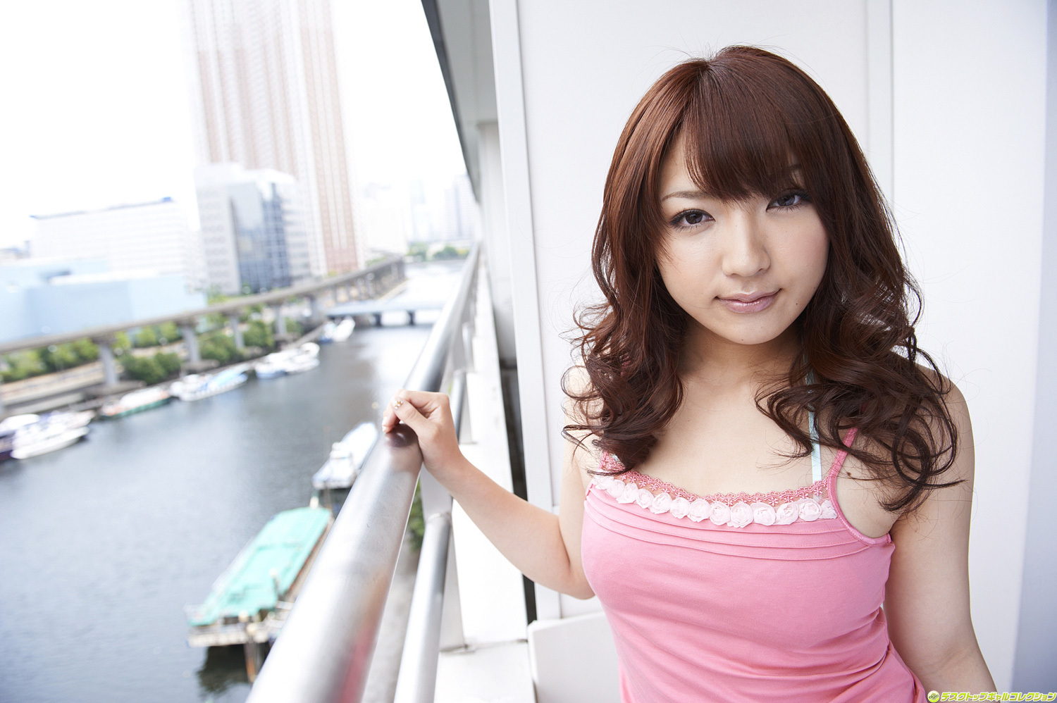 神咲詩織 [DGC] No.966 Shiori Kamisaki 2011年8月号